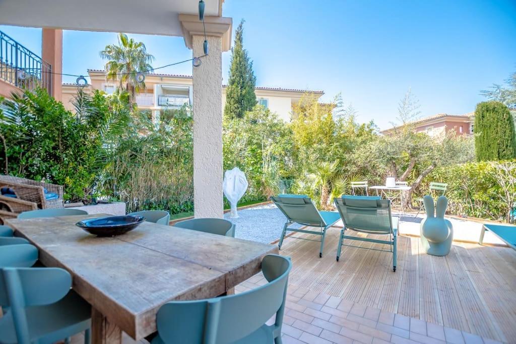 Anais De Saint-tropez, Bel Appartement, Avec Piscine Et Jardin, Au Coeur De Tropez * Saint-Tropez