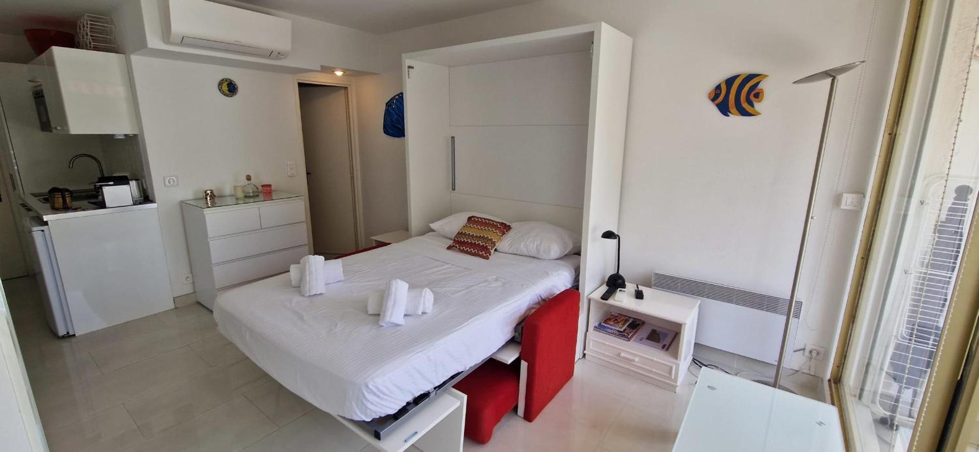 Apartment Charming Studio With Pool In Tropez Saint-Tropez