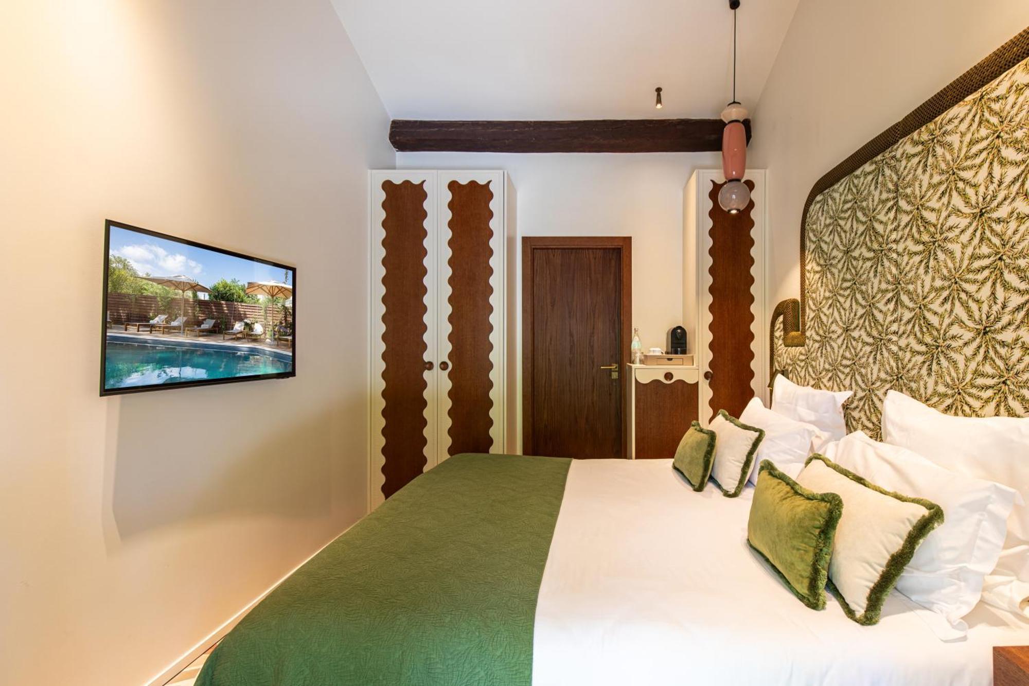 Lou Cagnard Hotel