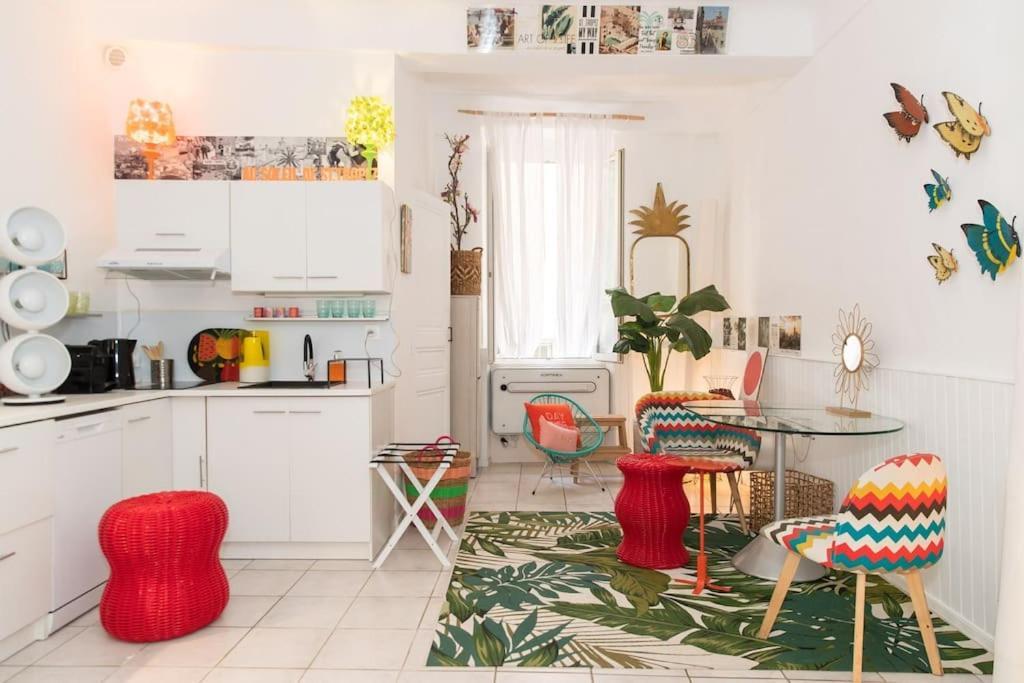 30m2 Climatises Dans Le Village Saint-Tropez