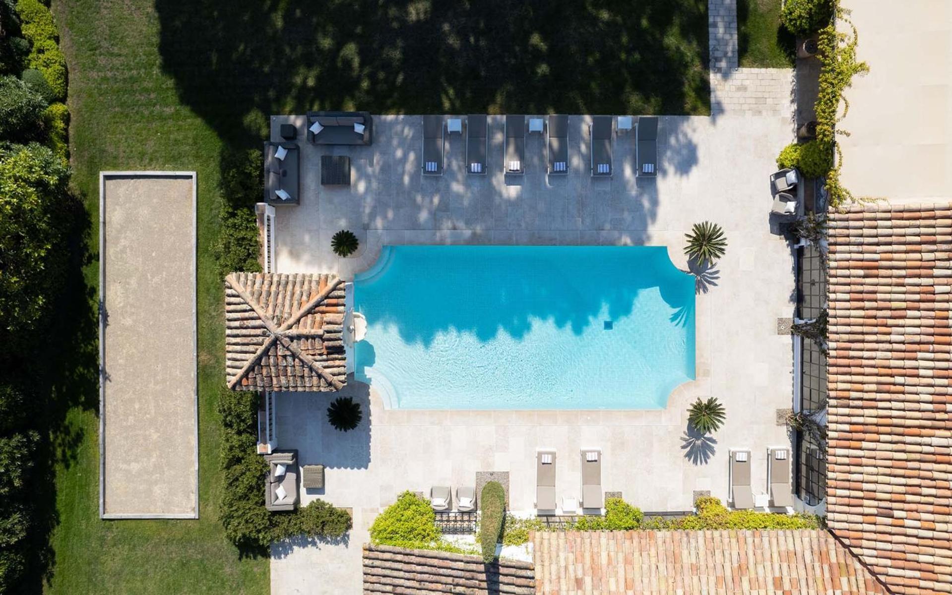 Bonnie Gold - St Tropez Saint-Tropez