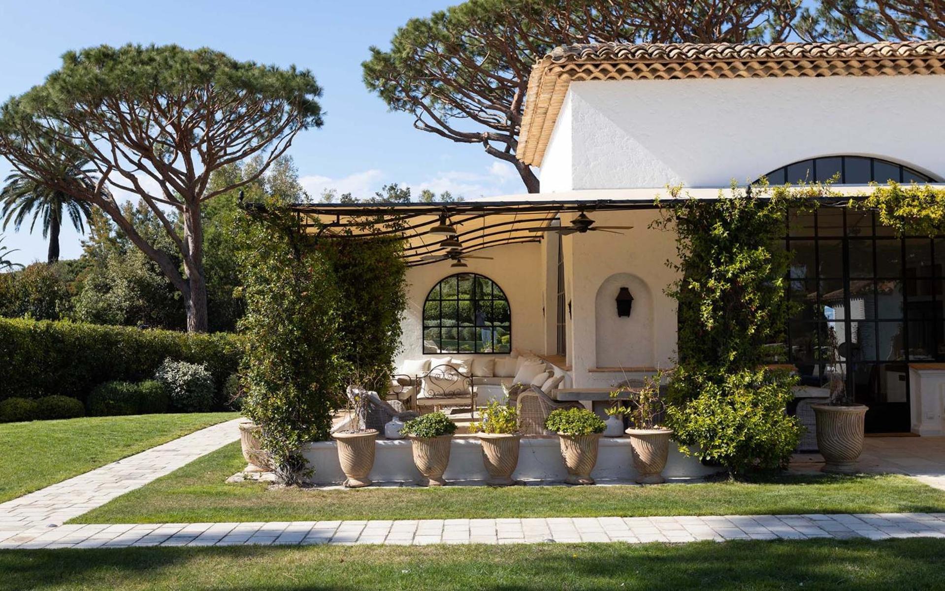 Bonnie Gold - St Tropez Holiday home *
