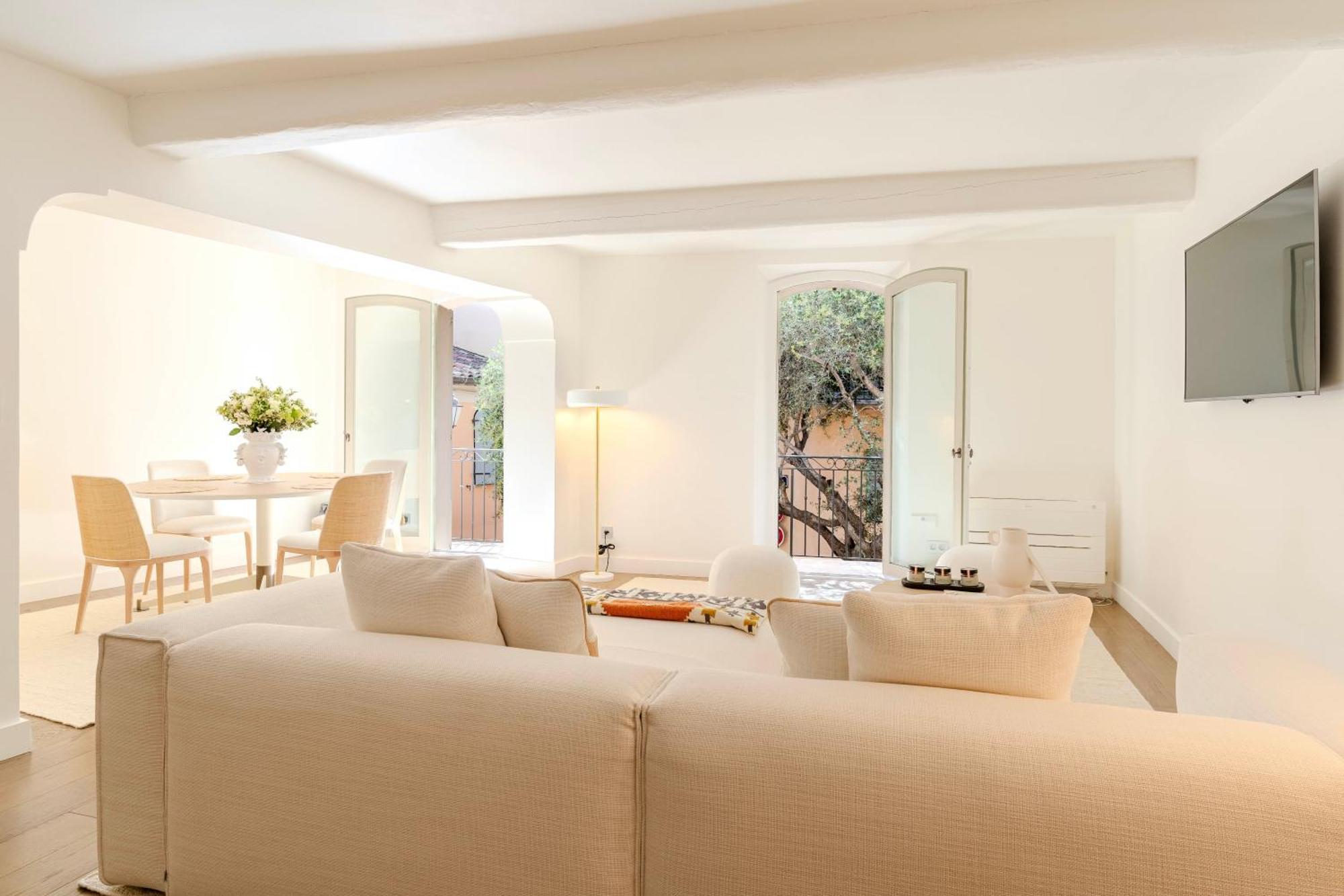 By Le Yaca * Saint-Tropez