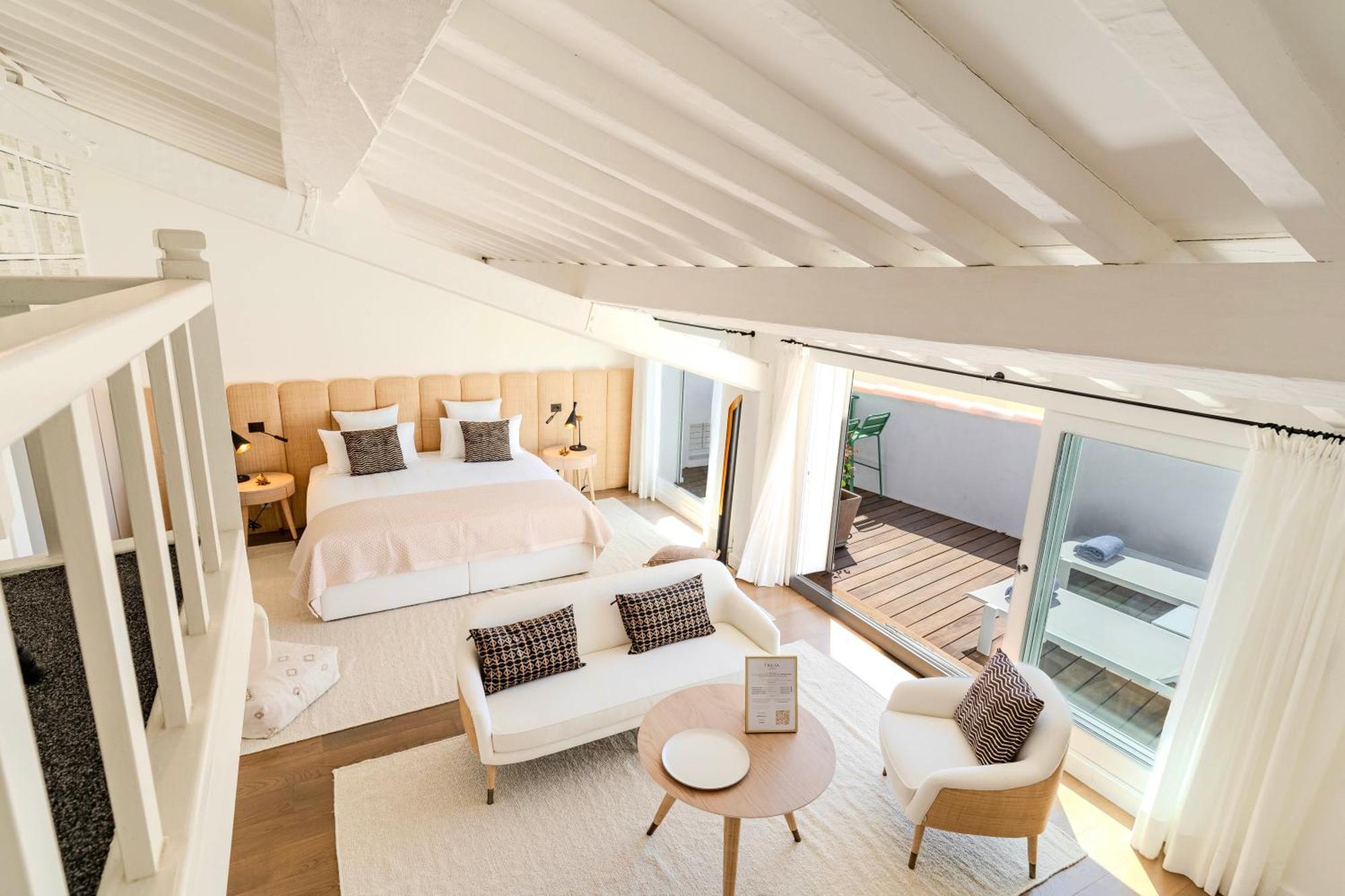 By Le Yaca Aparthotel *