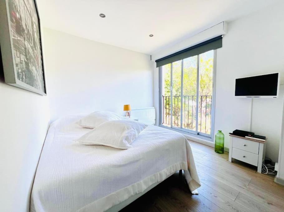 Studio, Piscine, Parking *