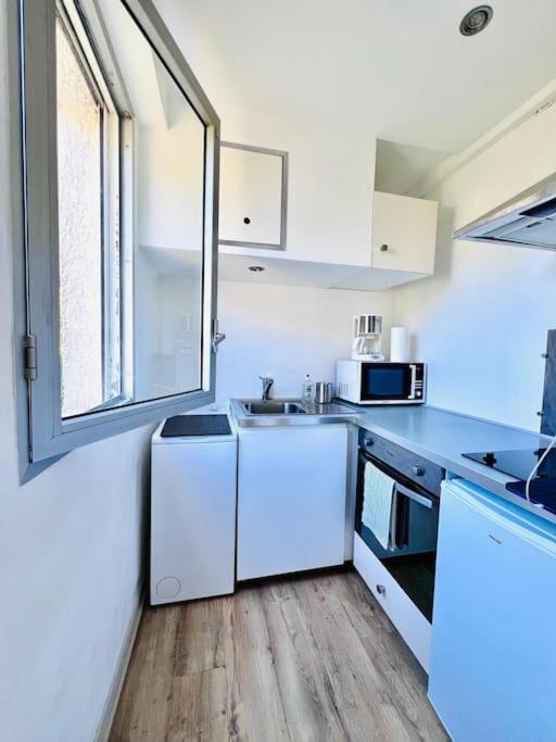 Studio, Piscine, Parking Apartment