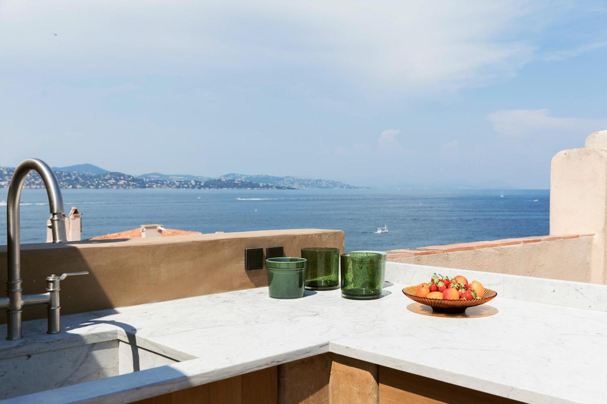 Hotel La Ponche 5*