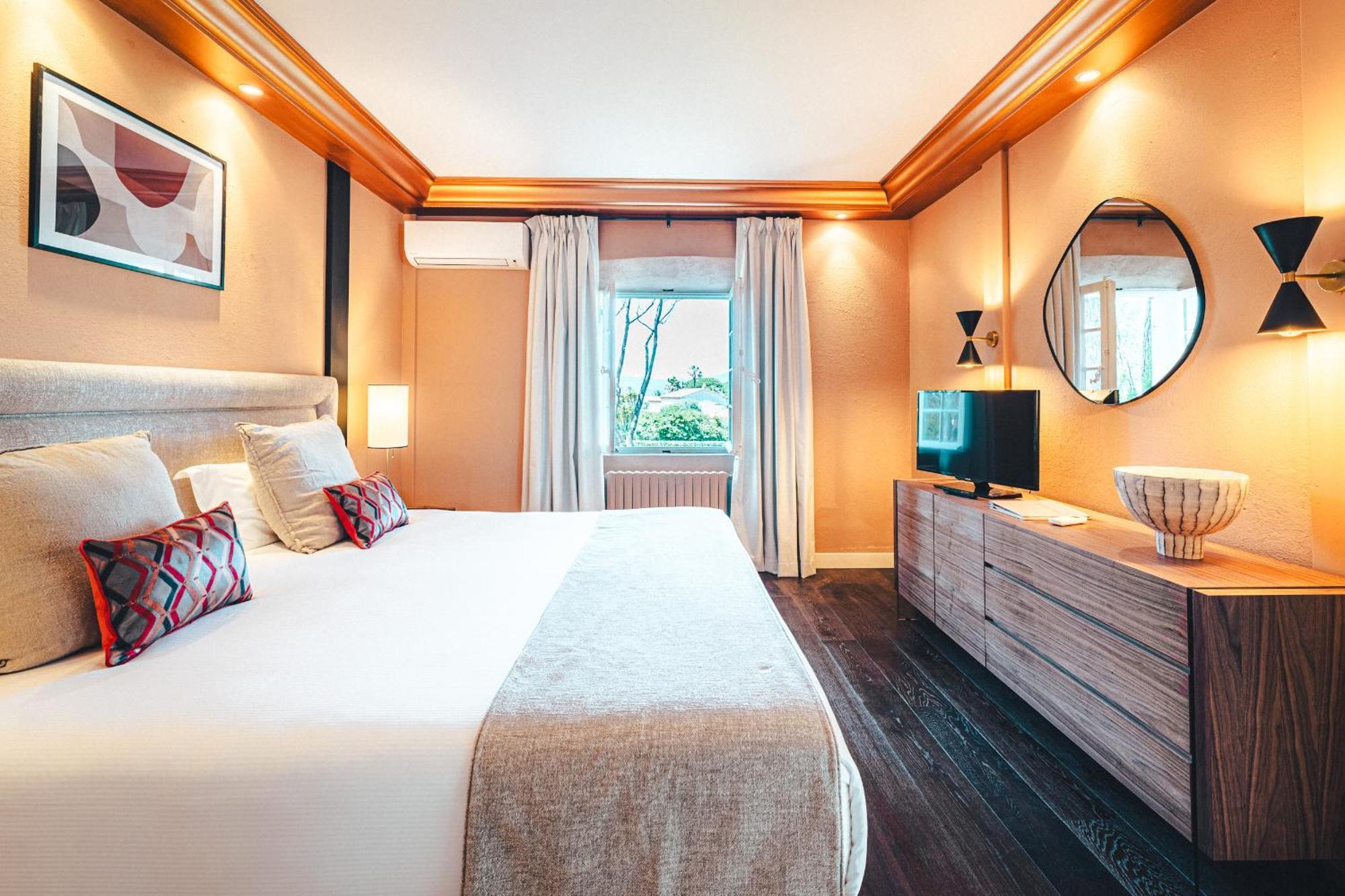 La Mandarine Hotel