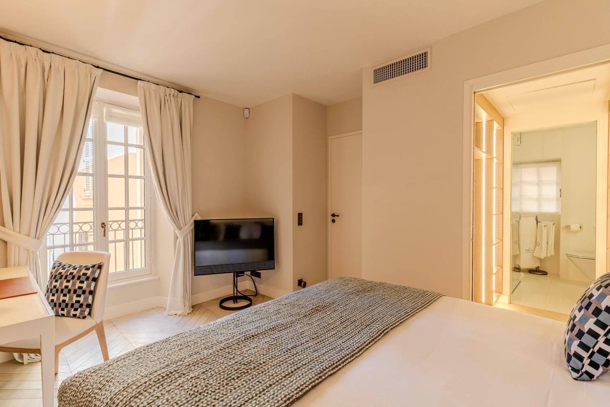 By Le Yaca Aparthotel Saint-Tropez