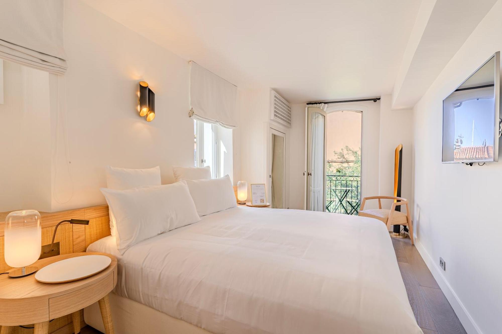 By Le Yaca Aparthotel