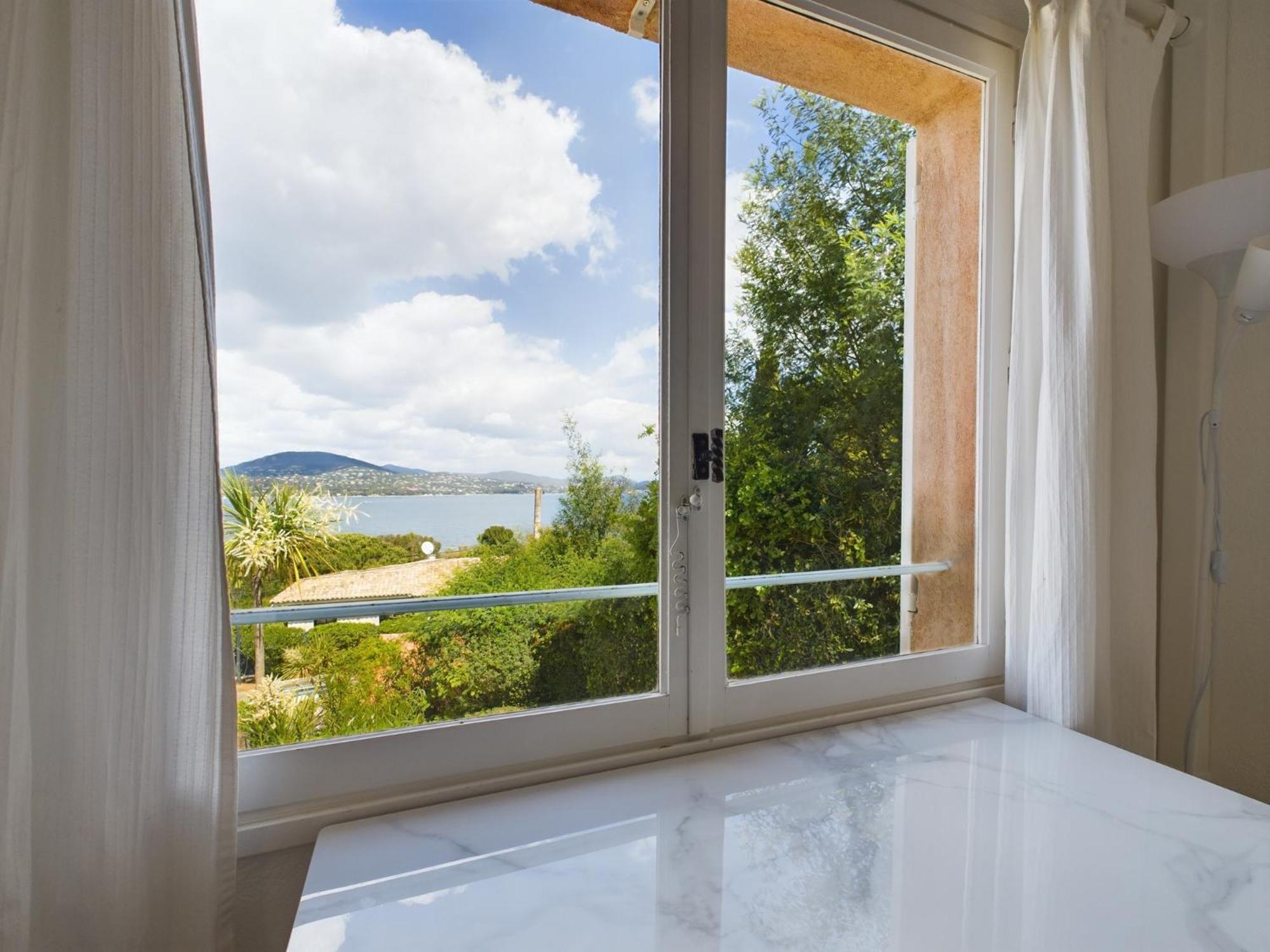 Enchanting Studio + Pool St Tropez