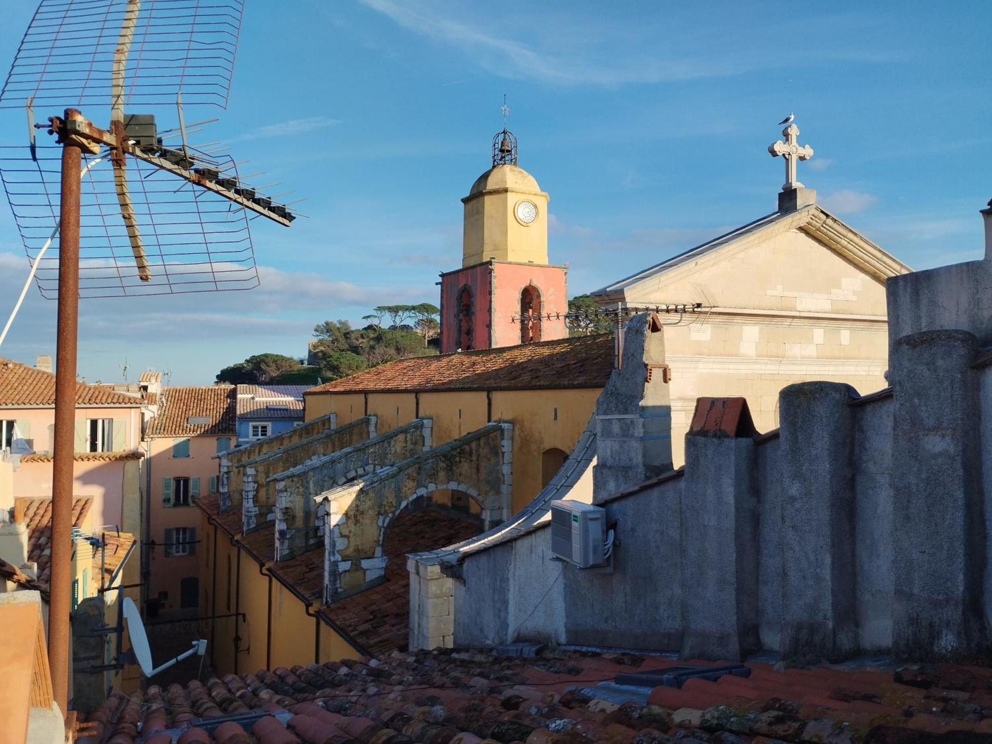 A 2 Minutes Du Port Apartment Saint-Tropez