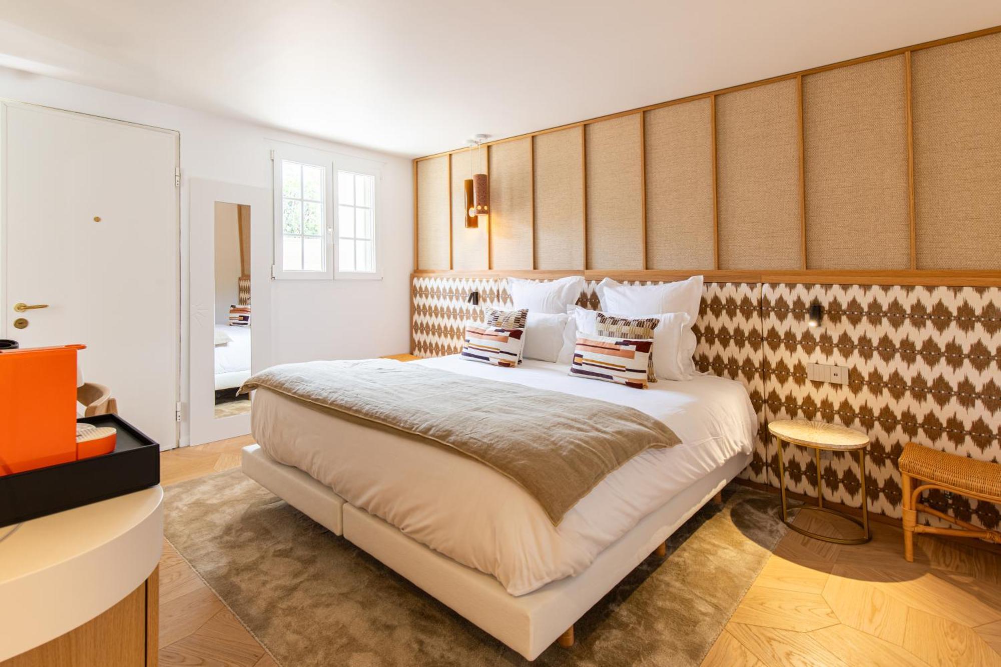 Lou Hotel 4*