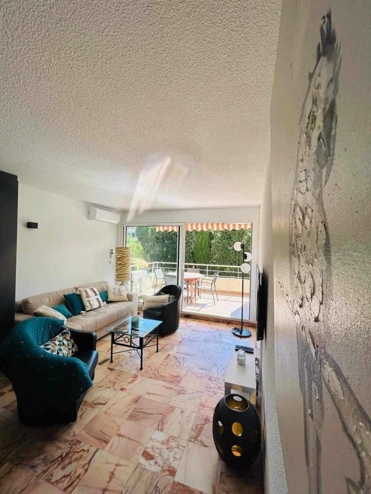 Eden B7 Apartment