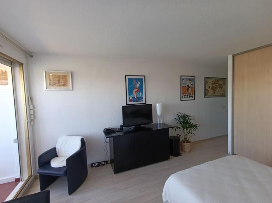 Piscine, Parking, Vue Mer, 23 M2 Apartment *