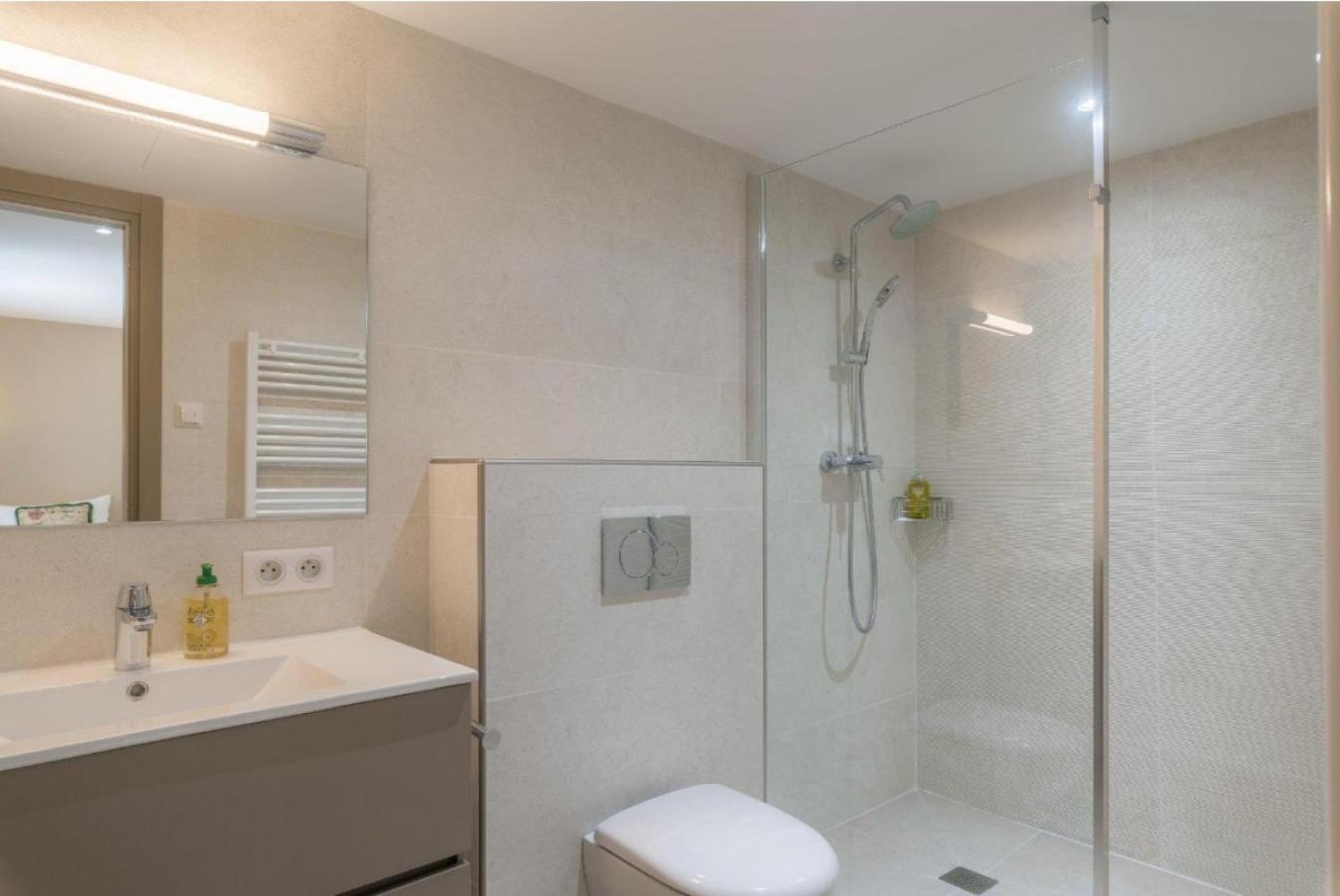 Vallejo Villa Saint-Tropez