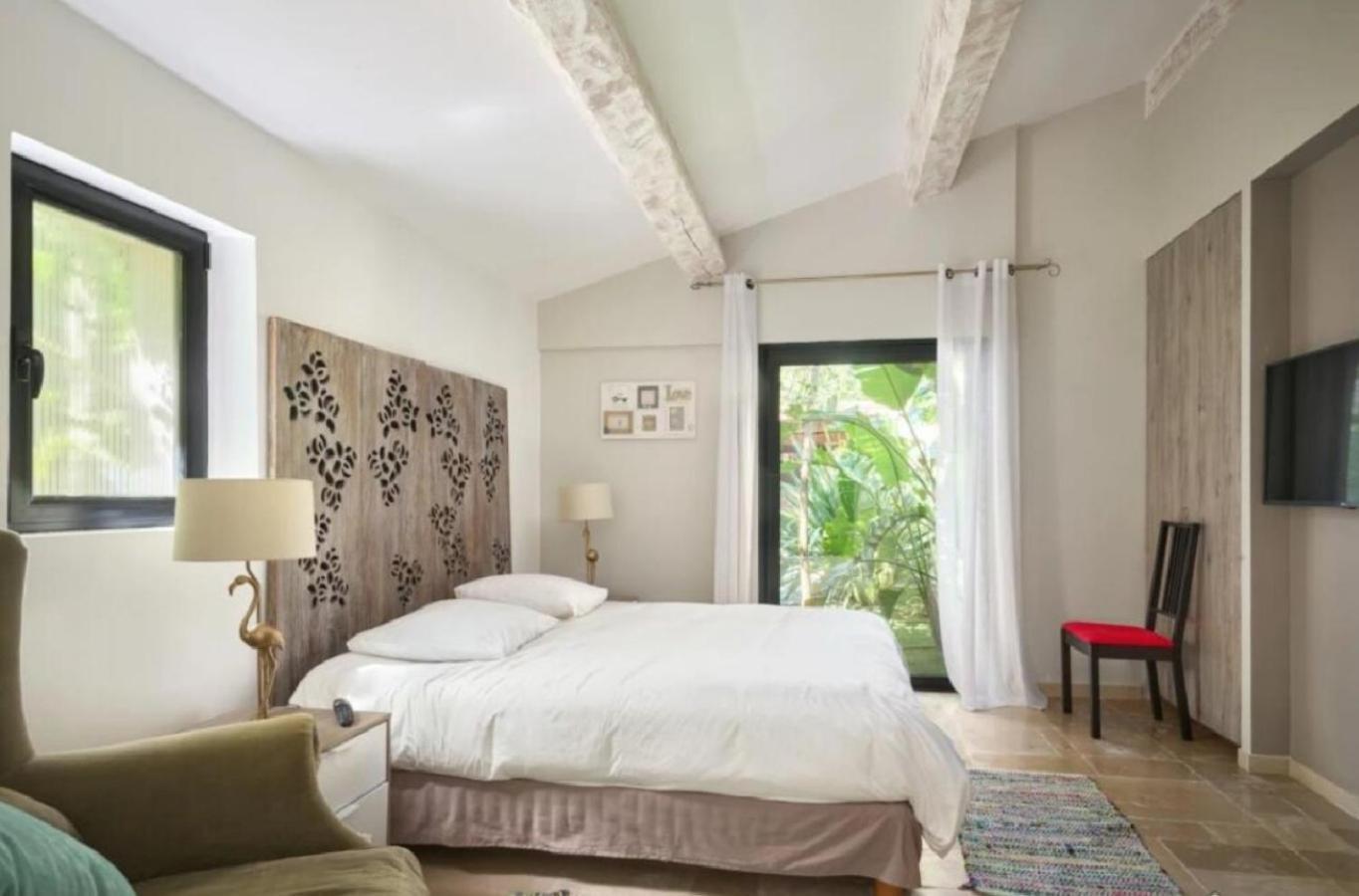Vallejo Villa Saint-Tropez