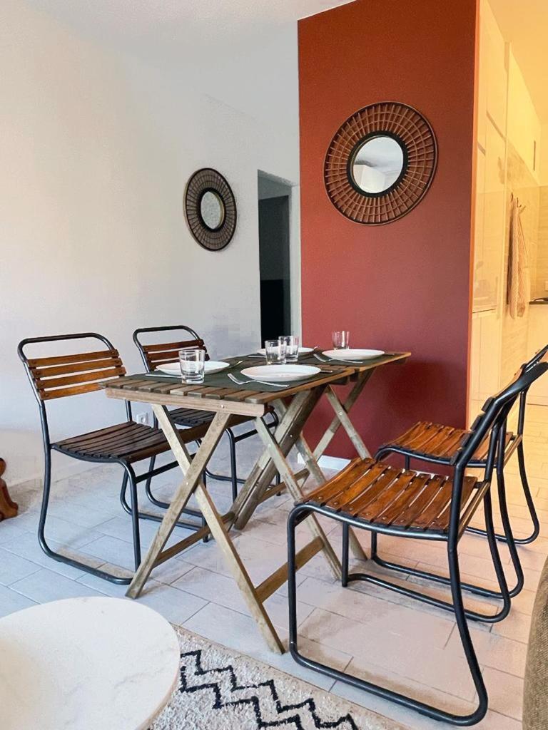 Apartment Tropez Centre En Style Piscine Ac 100m Saint-Tropez