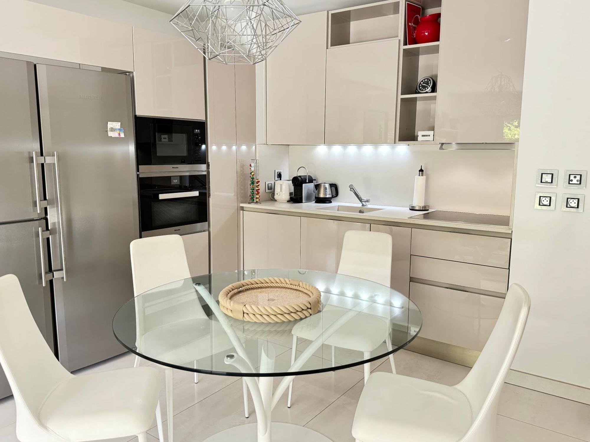 Exclusive - * Saint-Tropez