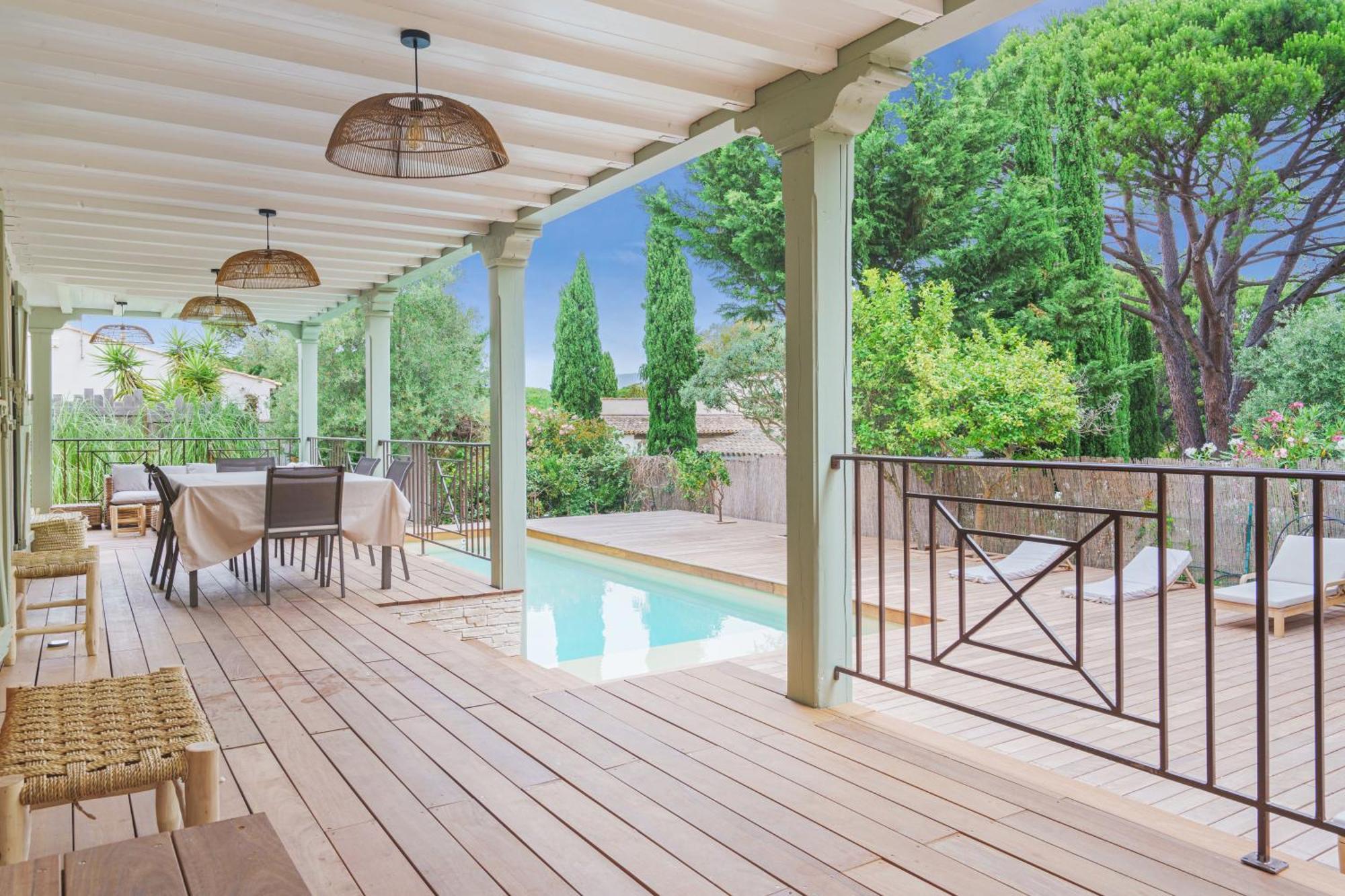 Maison St Tropez Dans Les Vignes