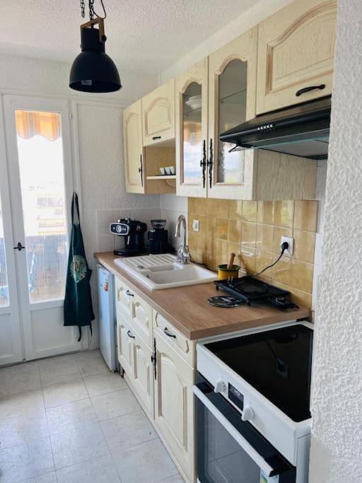 T2 Vue Proche Centre Apartment *