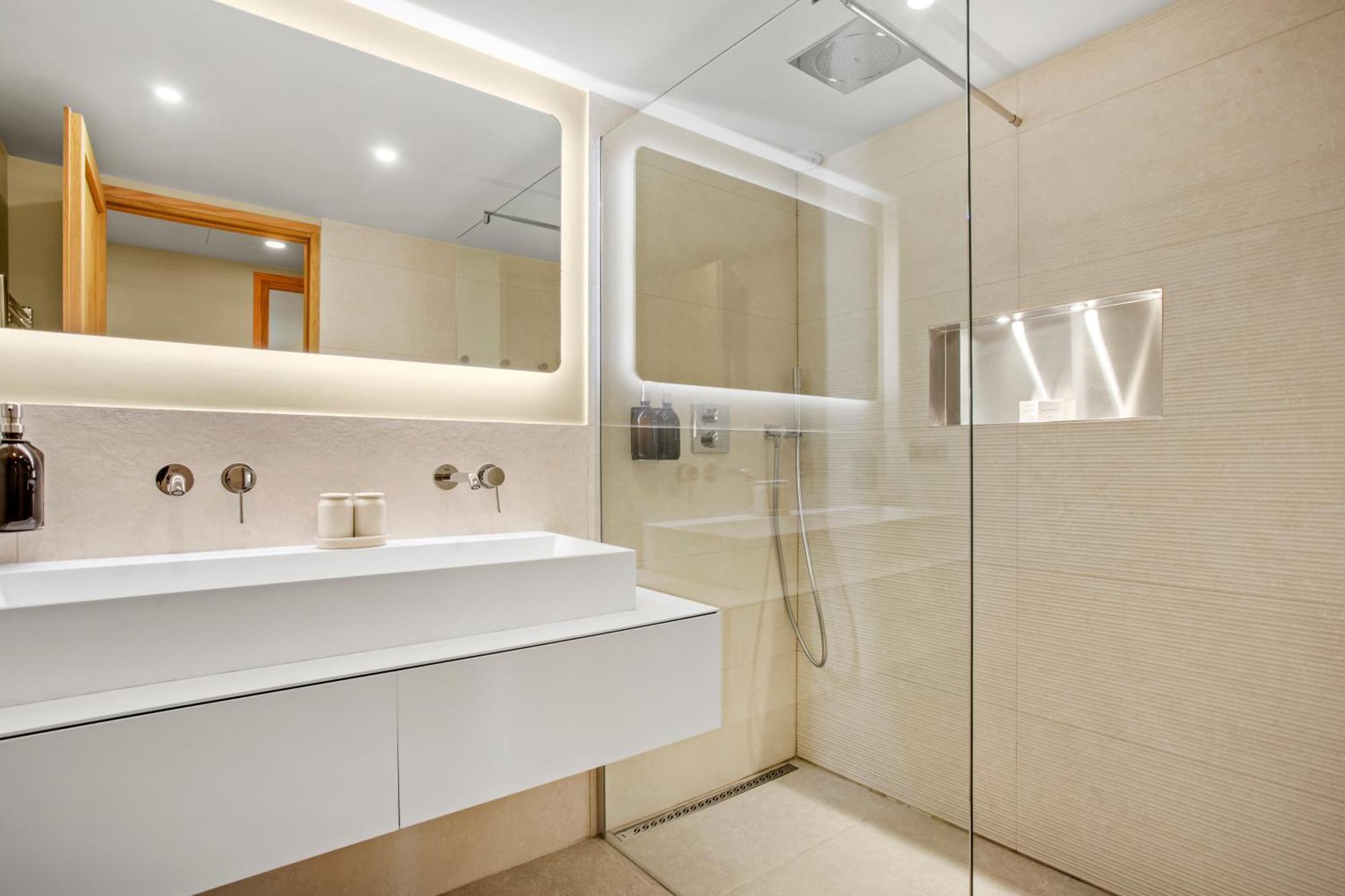 Magnifique St Tropez Apartment *