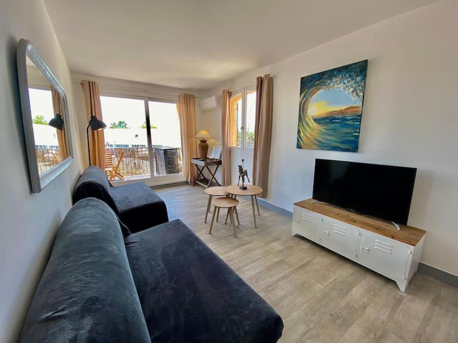 Apartment Marinesappartement, 2min Plage, Acces Direct Port Saint-Tropez
