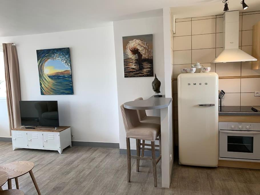 Marinesappartement, 2min Plage, Acces Direct Port *