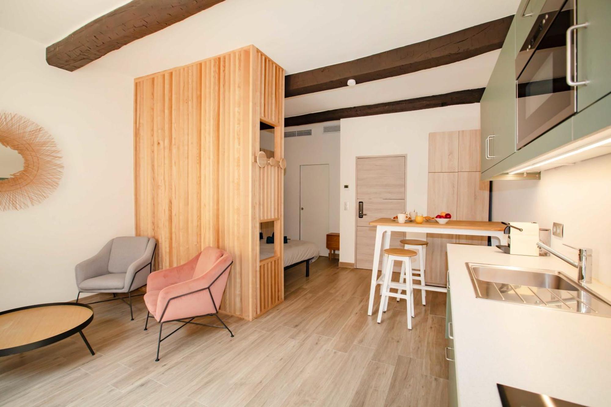 Jean Apartment