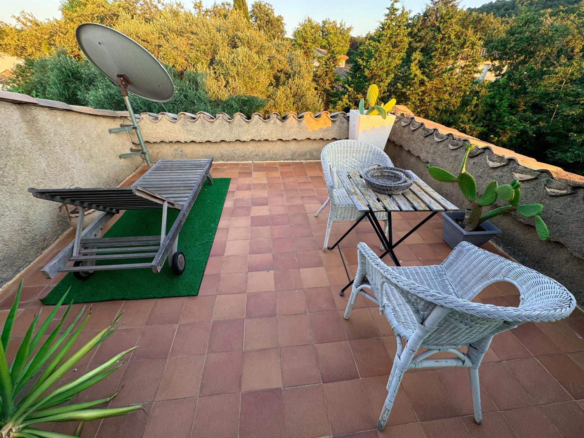 Homestay Chambre Privee Dans Provencale
