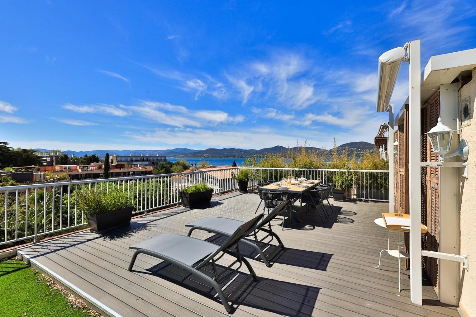 Avec Toit Terrasse Equipe Au Centre Tropez Vue Apartment Saint-Tropez