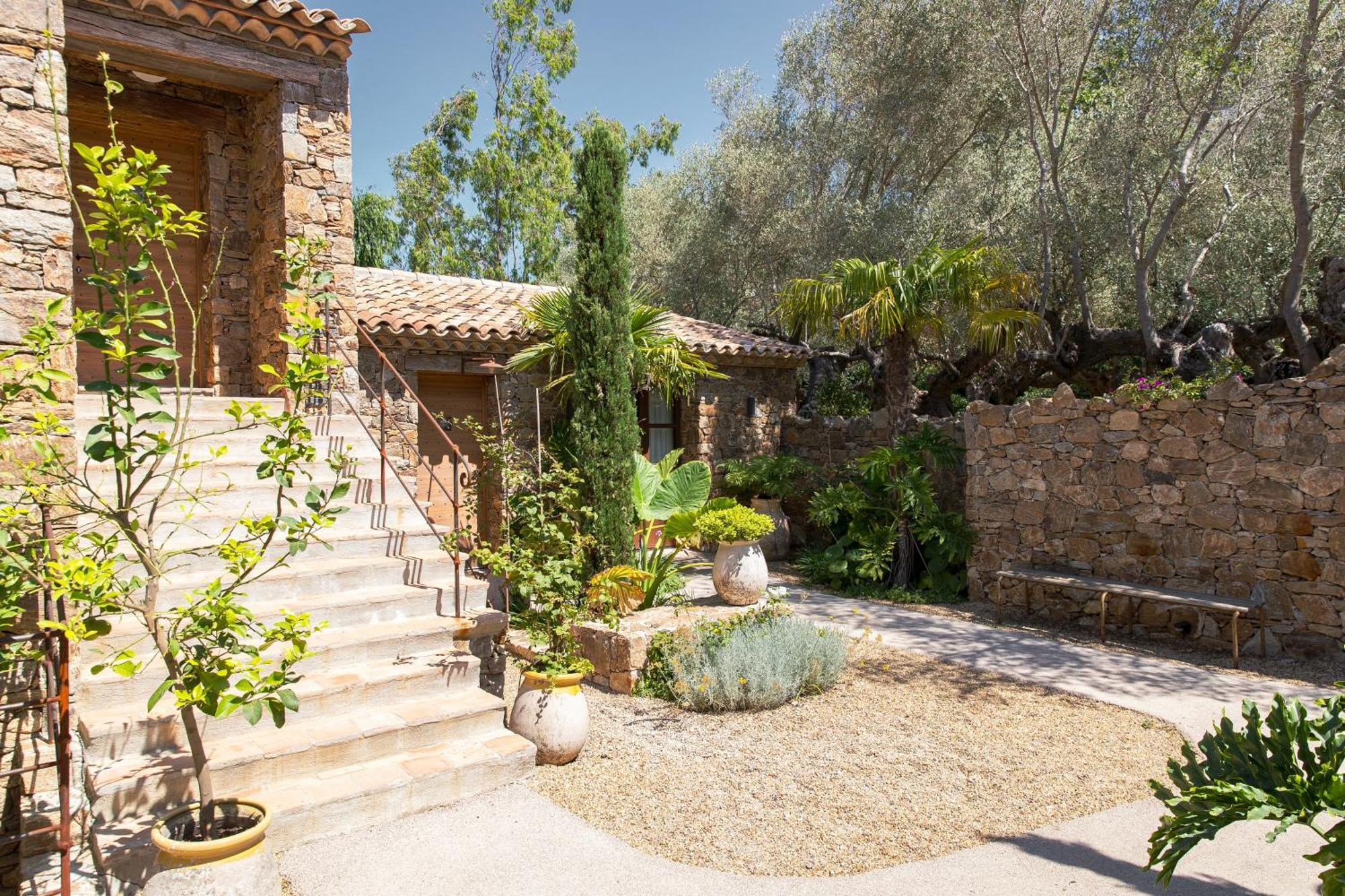 Domaine Les Mesanges 3*