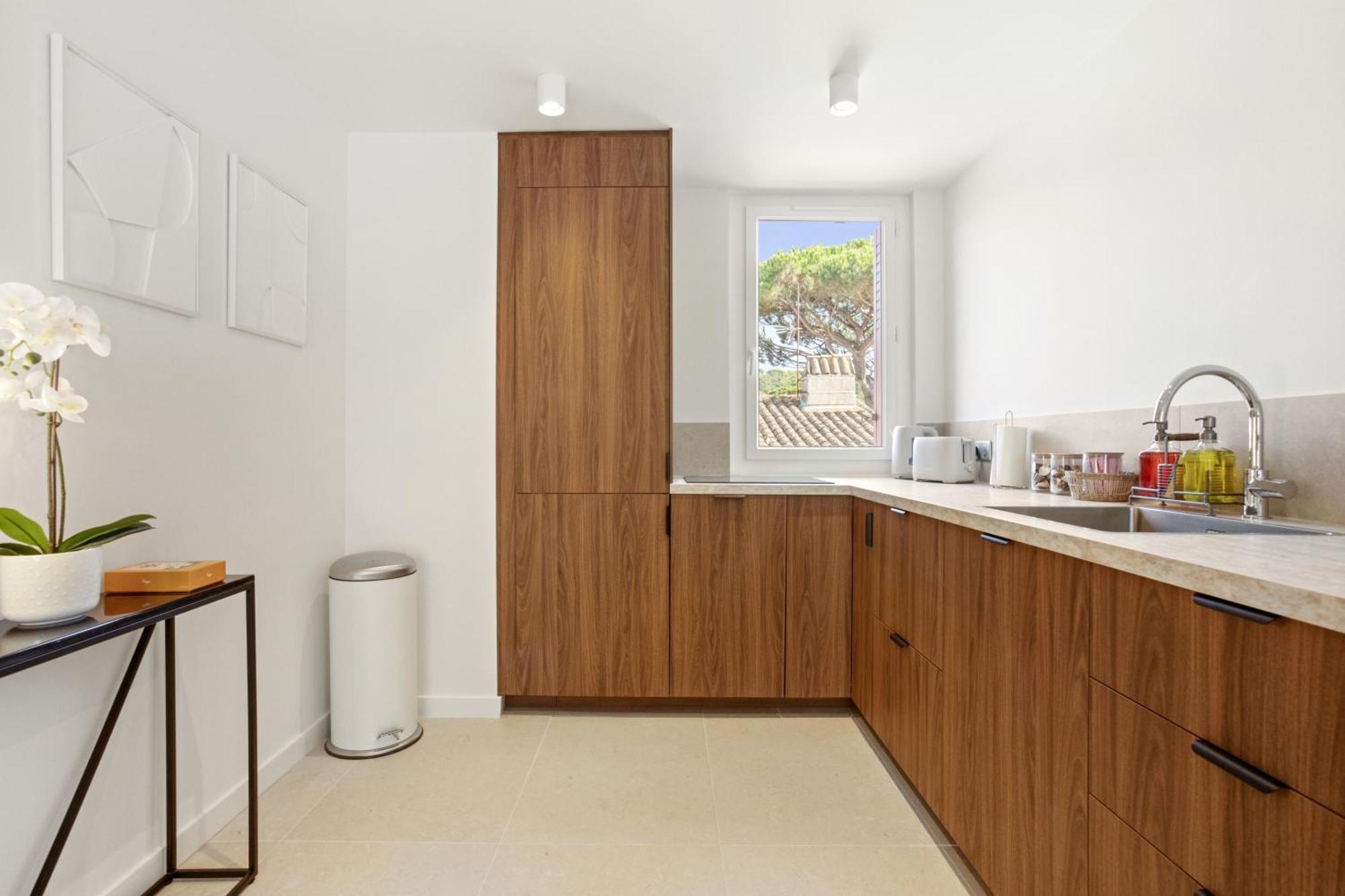 Magnifique 3 Pieces - Proximite Place Des Lices Avec Parking Apartment *