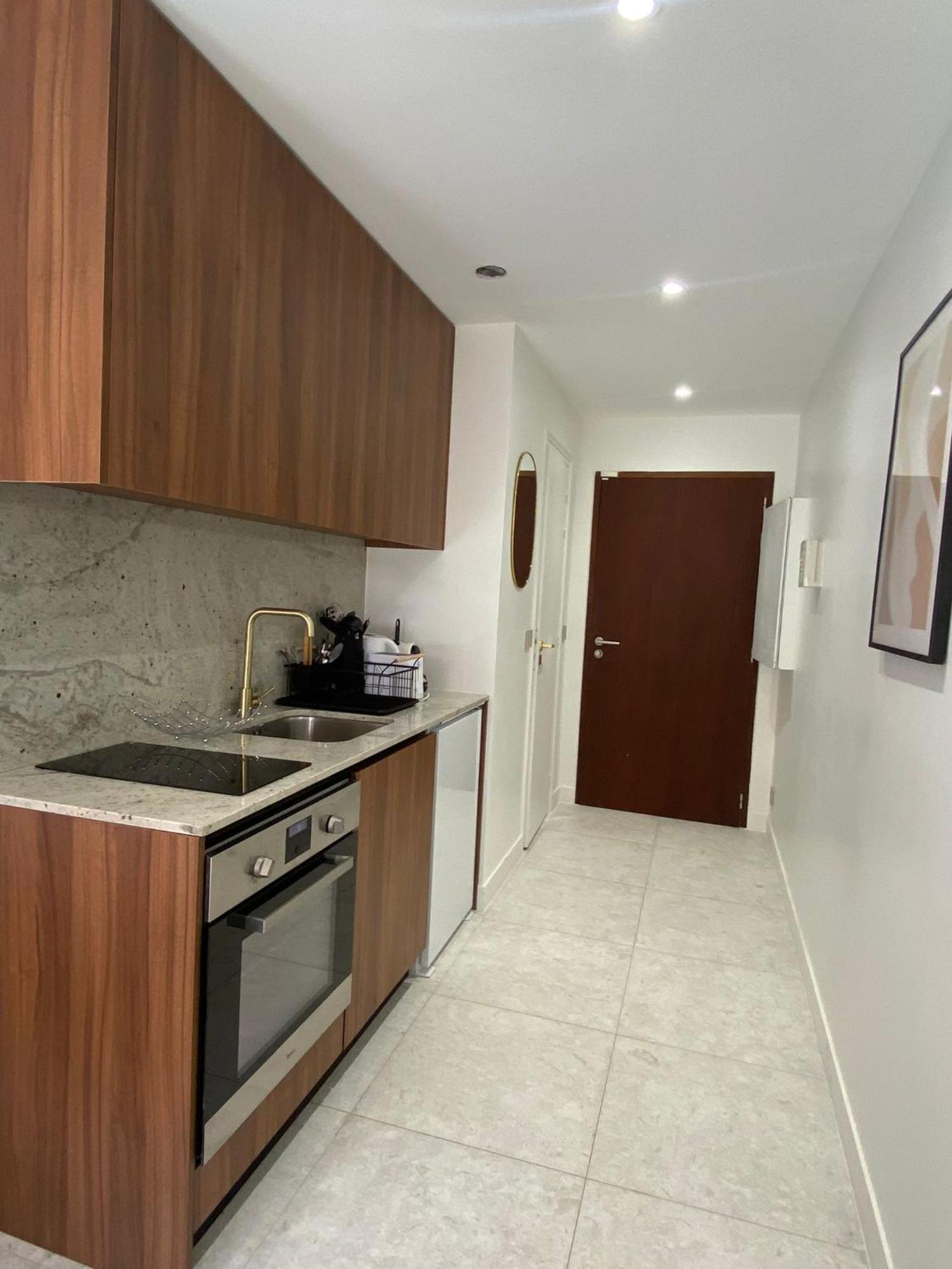 Studio - Place Des Lices Apartment *