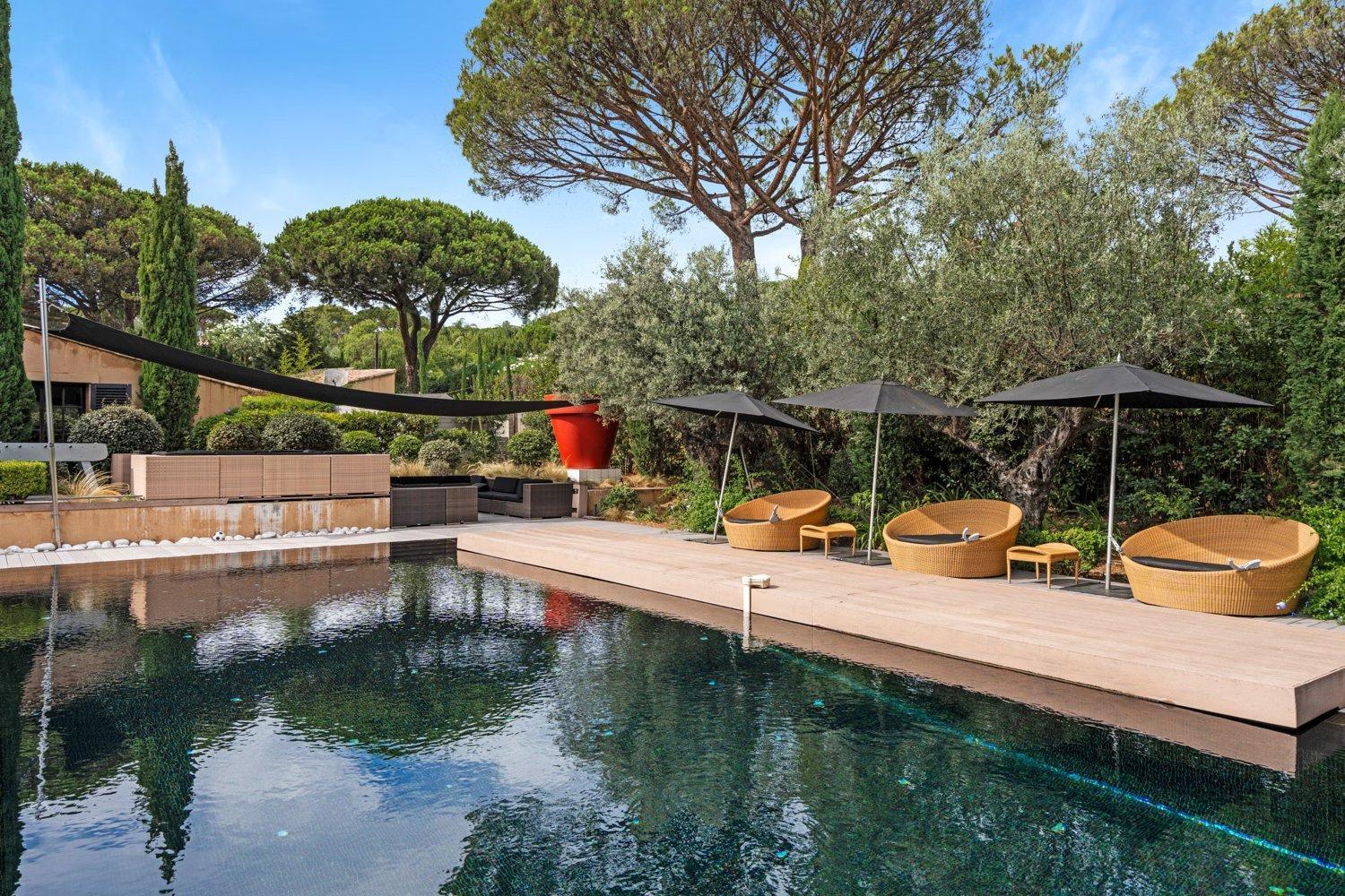 Exclusive Modern In
