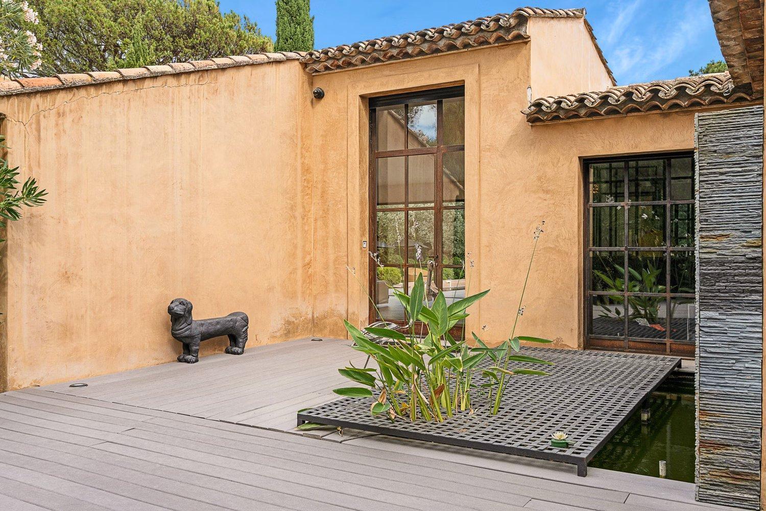 Exclusive Modern In Villa *