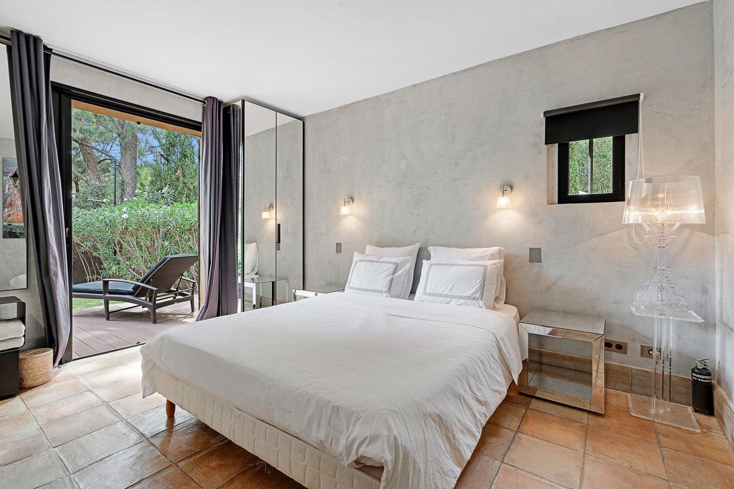 Exclusive Modern In Villa