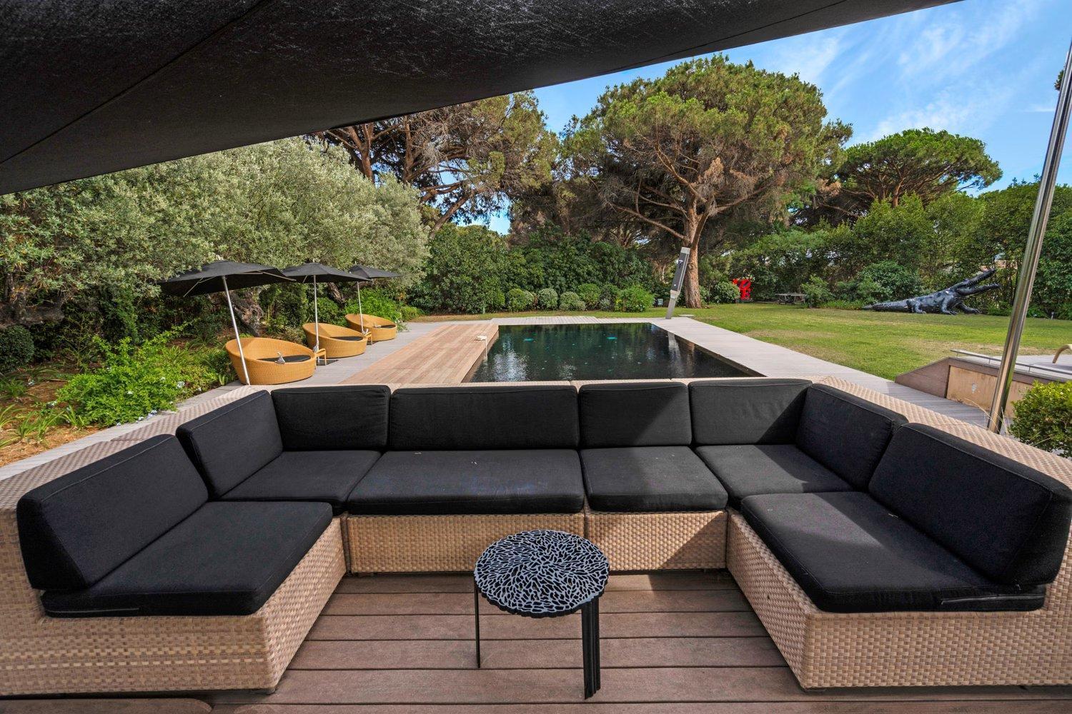 Exclusive Modern In Villa Saint-Tropez