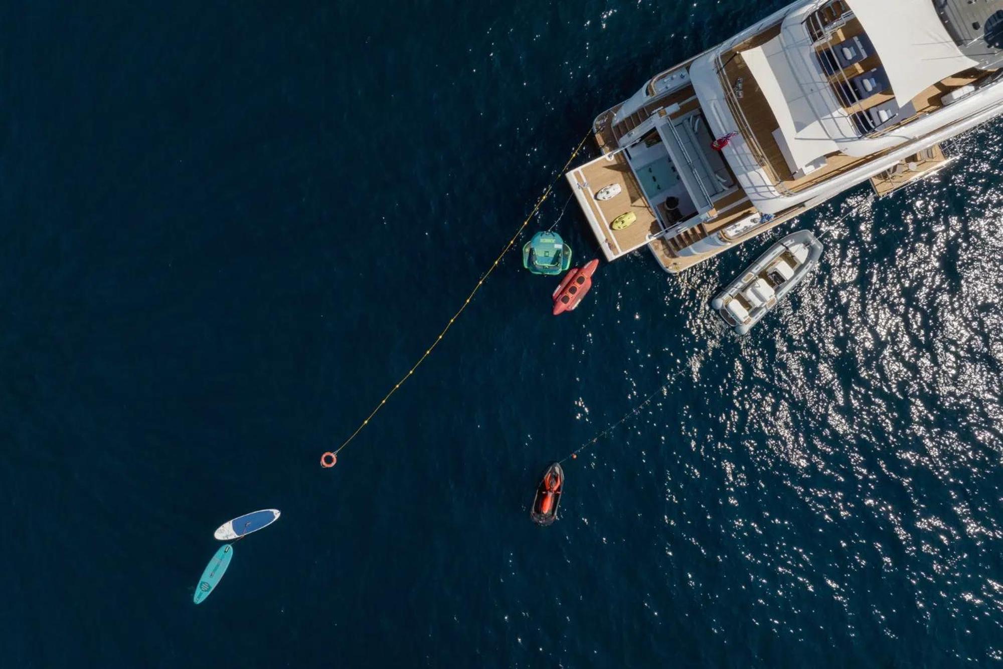 Luxury Yacht Moretti In Tropez Saint-Tropez