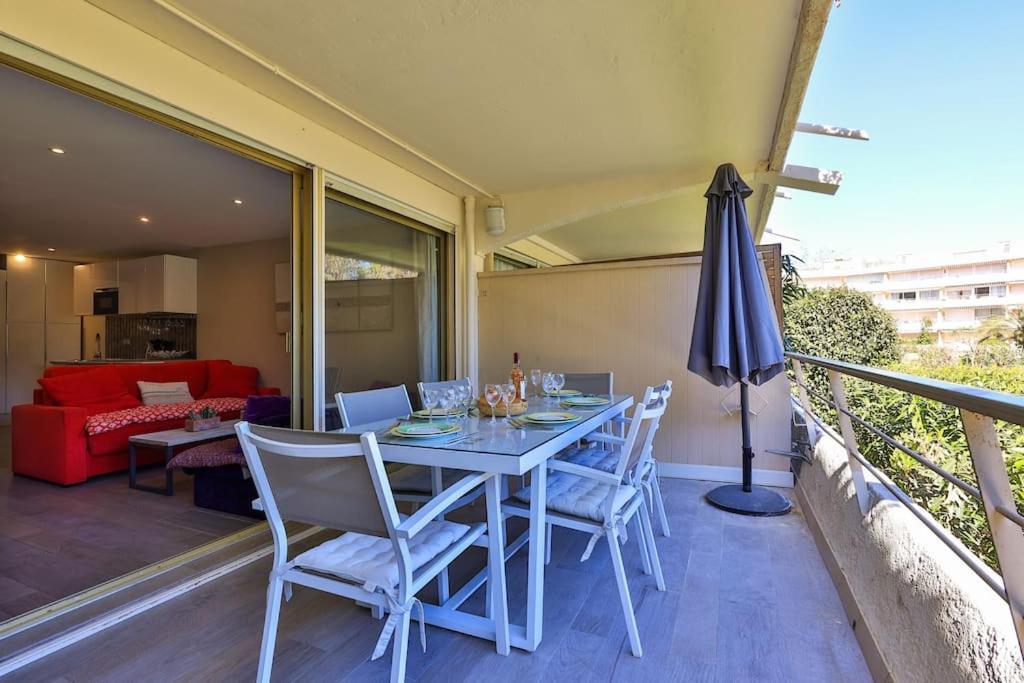 Apartment Centre St Tropez - Gd 2 Pieces, Piscine Et Parking