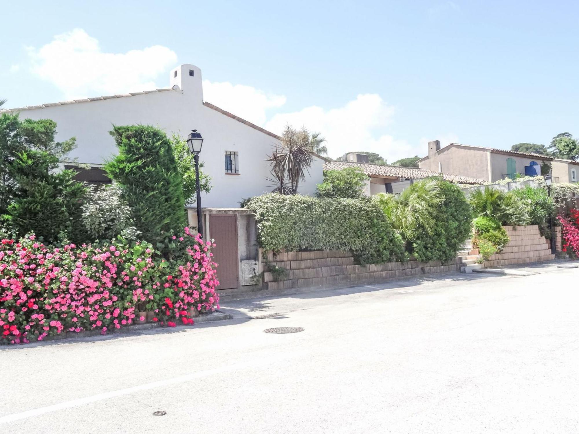 Holiday home Les Parcs De Gassin-2 By Interhome Saint-Tropez