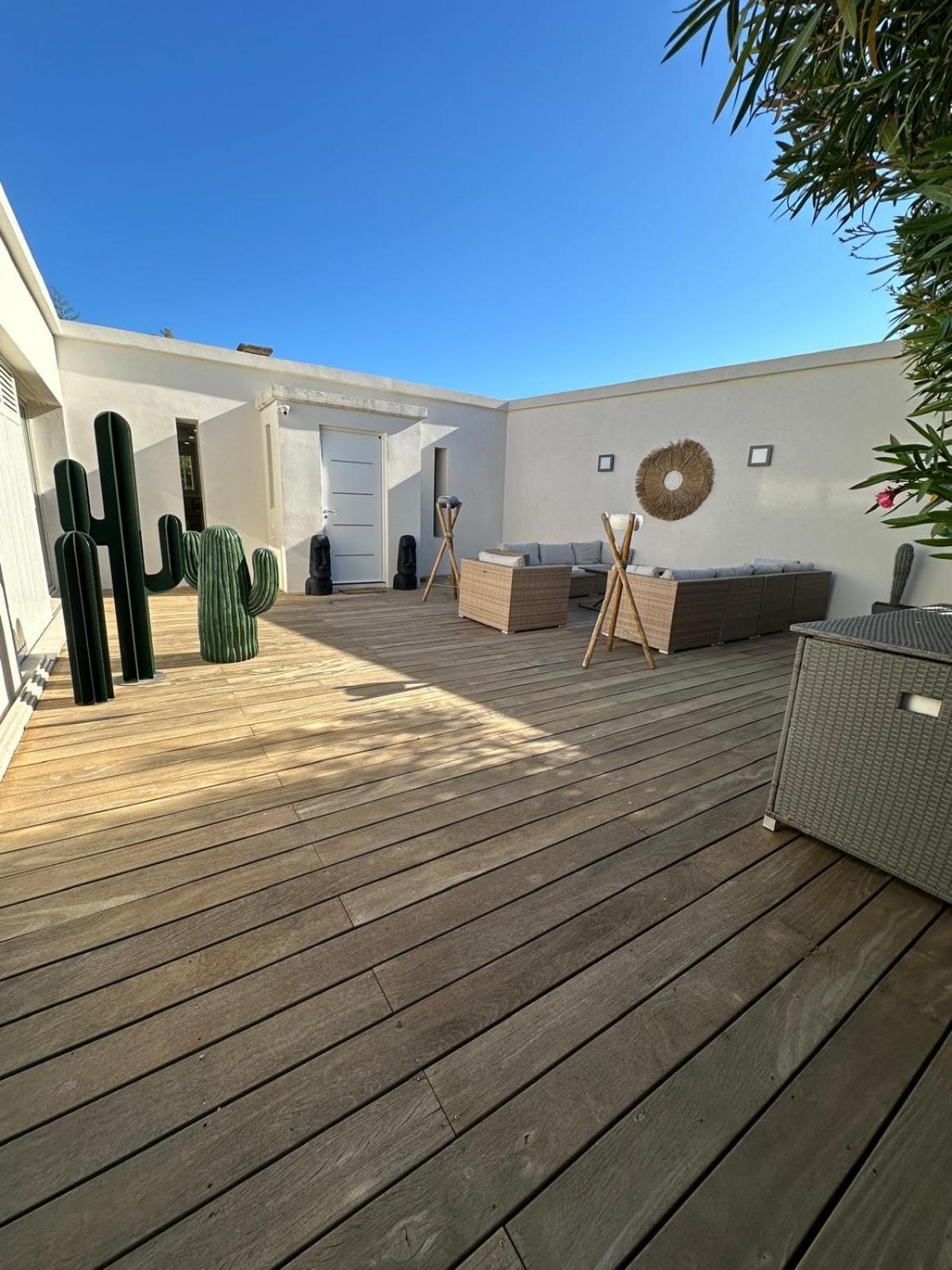 Villa Elemiah