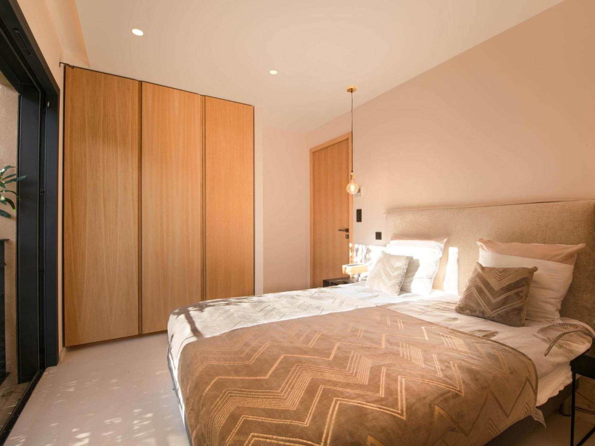 Ghislaine Villa Saint-Tropez