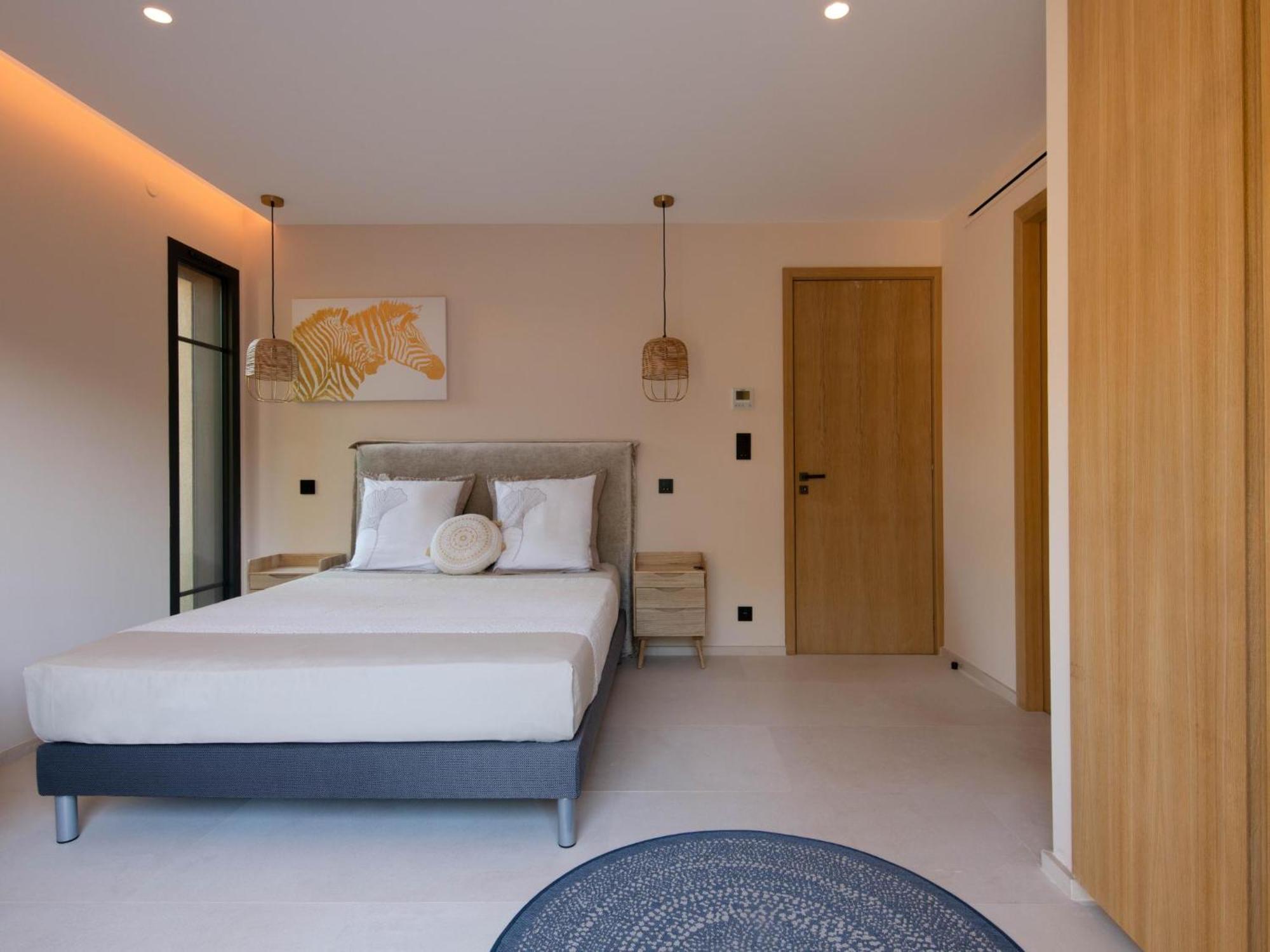 Ghislaine Villa Saint-Tropez