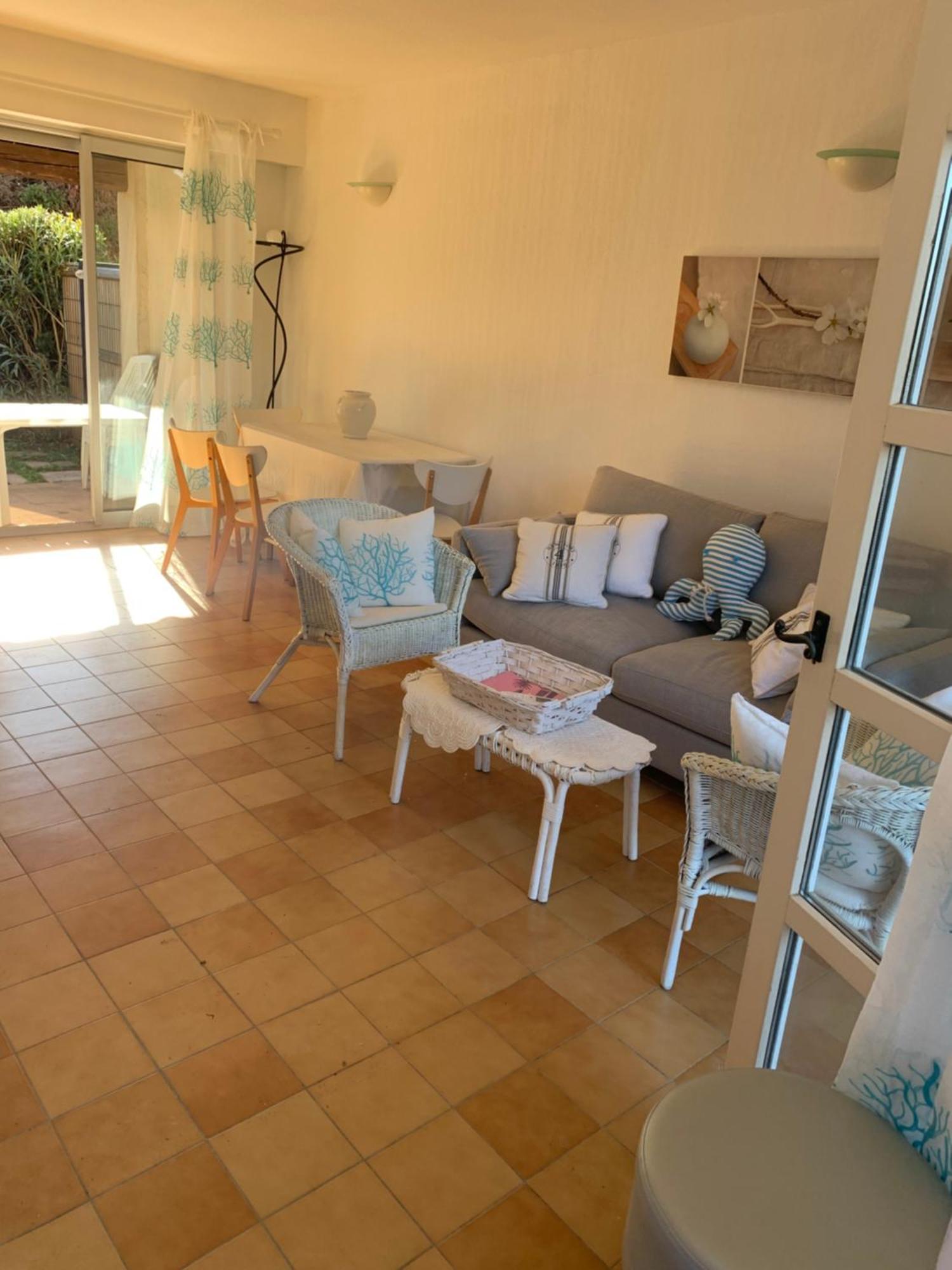 Petite Maison A L Entree De St Tropez