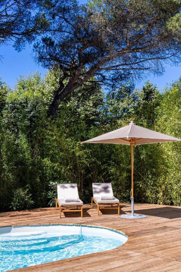 Le Clos De La Pinede Chambre Deluxe A 300 Euros *