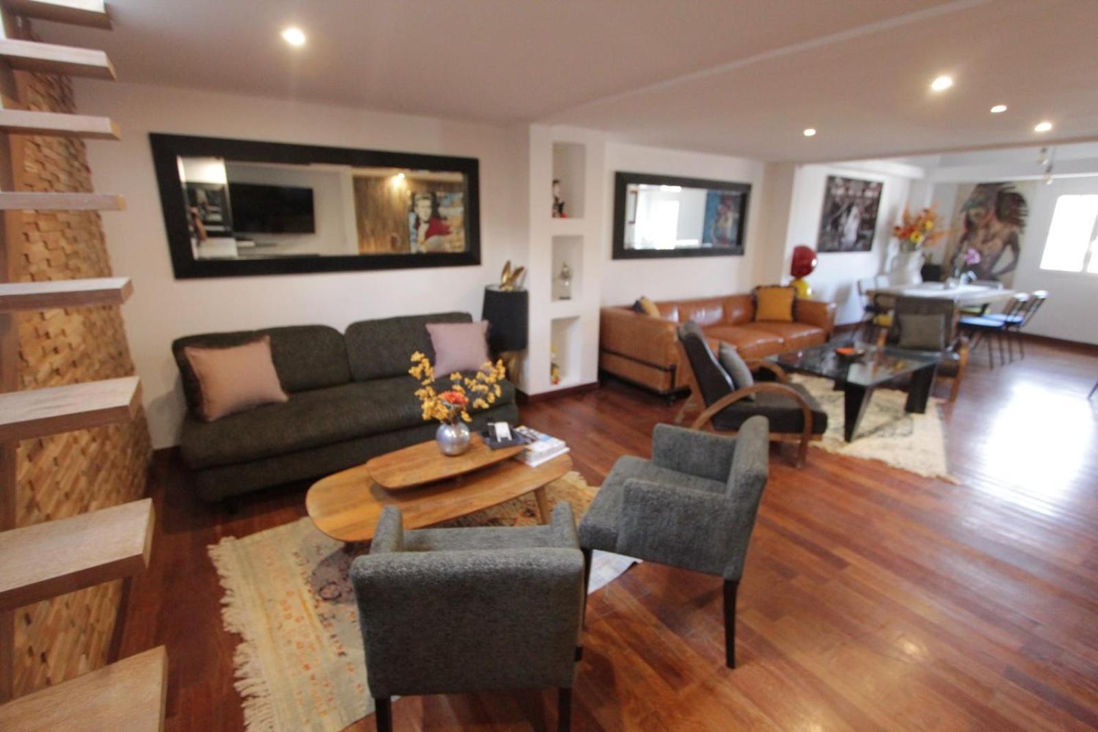 Ravissant Loft Dans Le Centre De Saint-Tropez