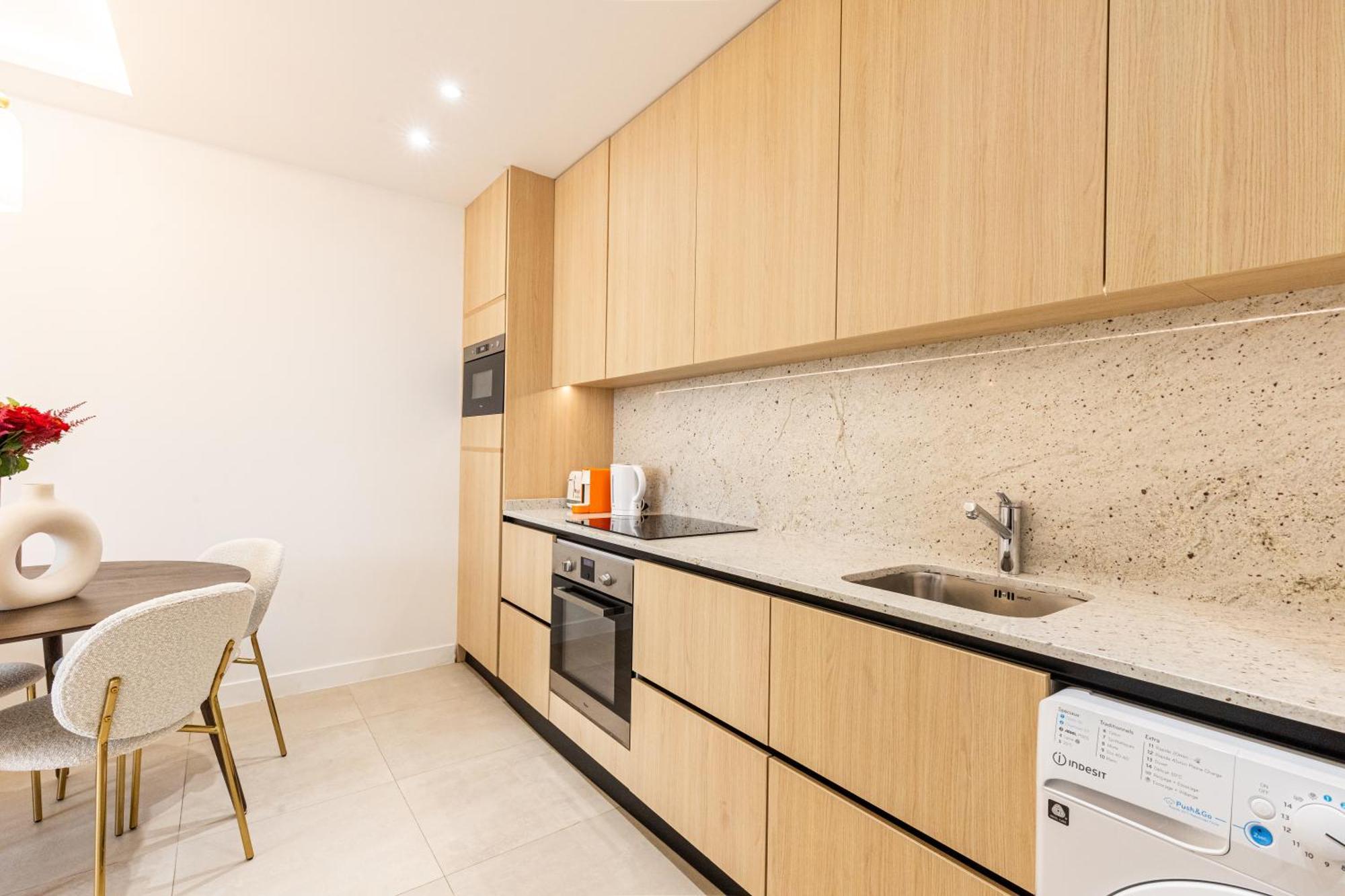 Apartment Ideal - Sur Le Port Saint-Tropez