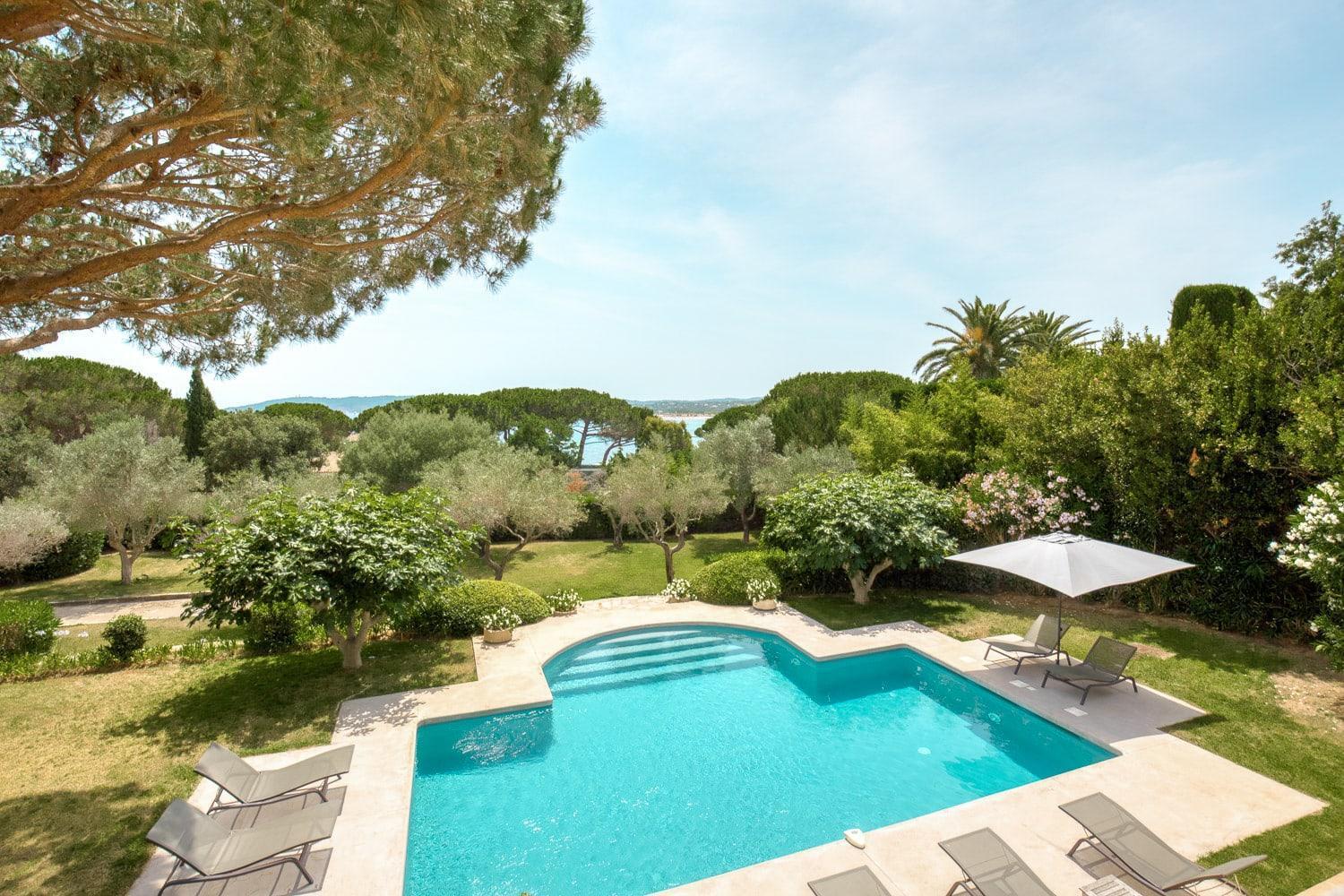 Capilla, Sea View Villa