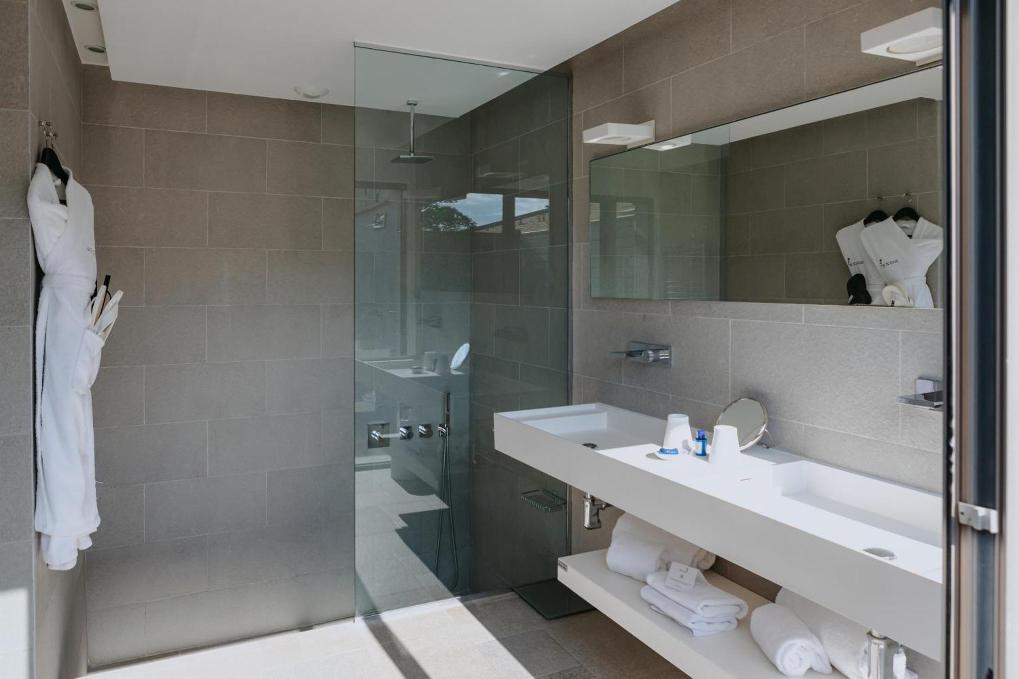 Sezz Hotel